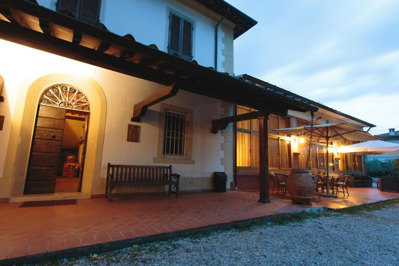 Hotel Giuly Torre del Lago Puccini Bagian luar foto