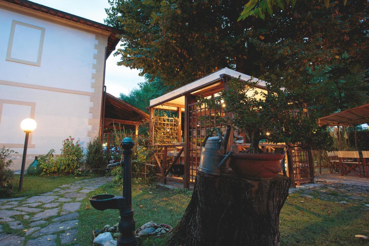 Hotel Giuly Torre del Lago Puccini Bagian luar foto