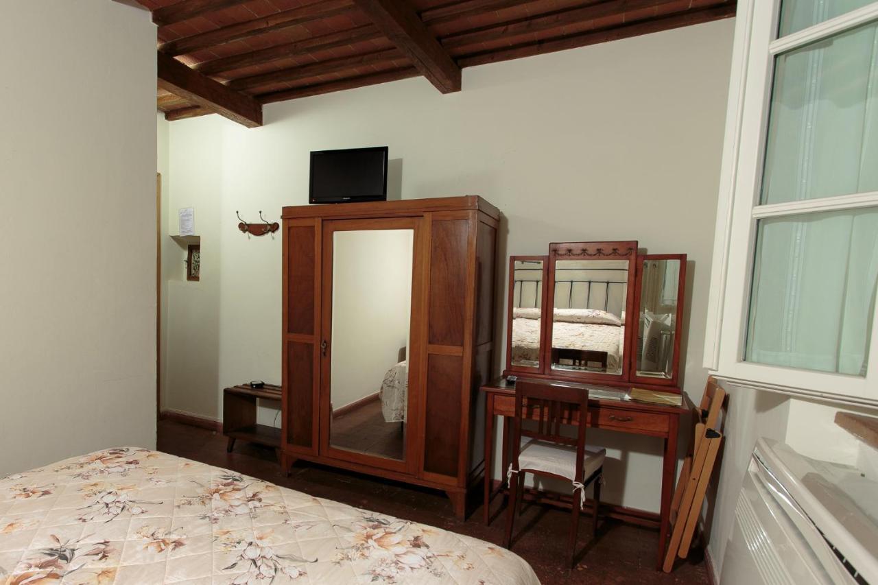 Hotel Giuly Torre del Lago Puccini Bagian luar foto